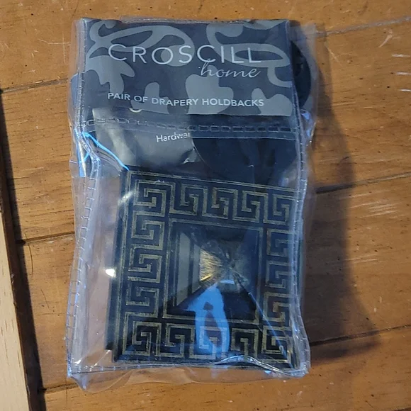 Drapery holdbacks - Picture 1 of 2